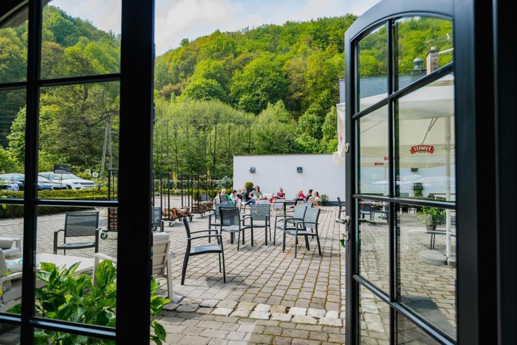 Hotel Palac Jugowice Валбжих Екстериор снимка