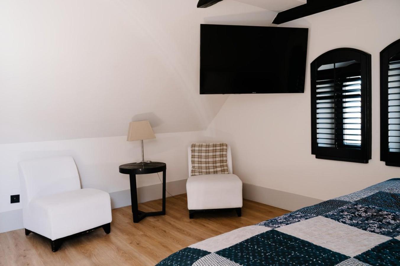 Hotel Palac Jugowice Валбжих Екстериор снимка